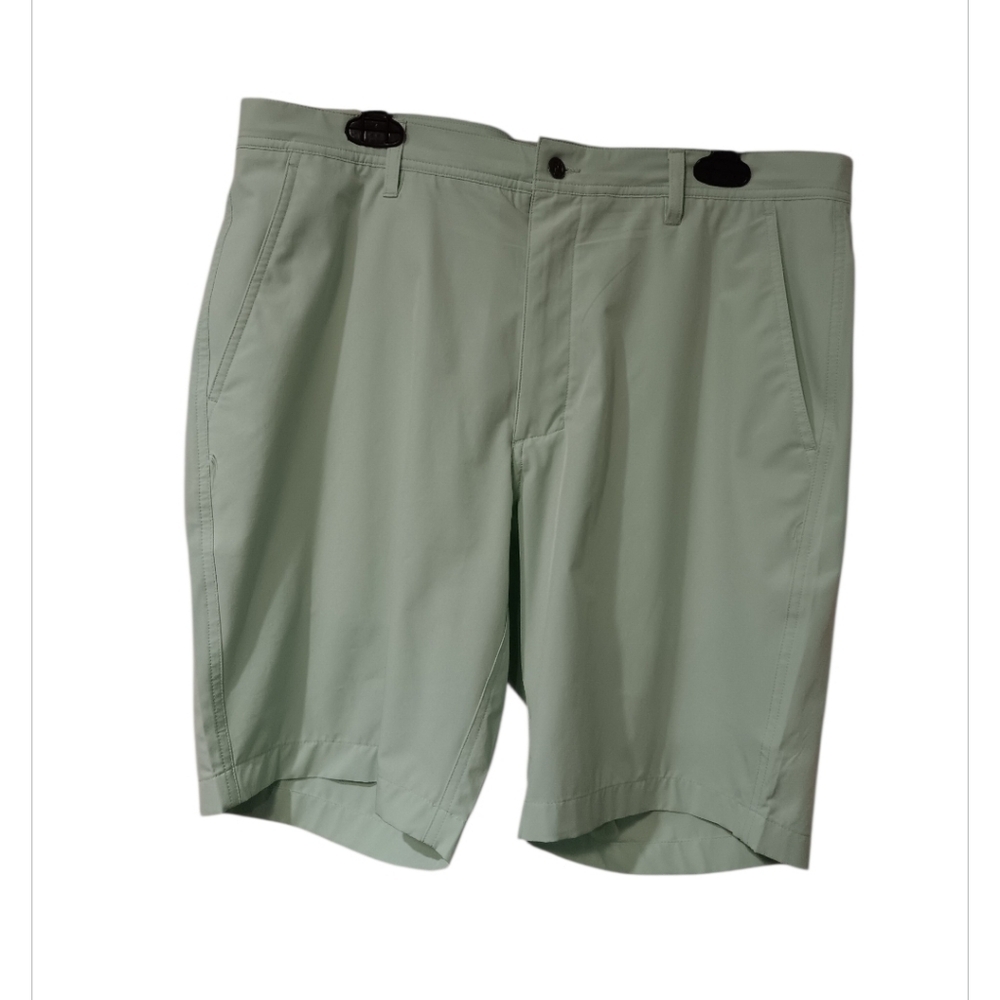 FJ Golf Men's Mint Green Flat Front Shorts Sz 36